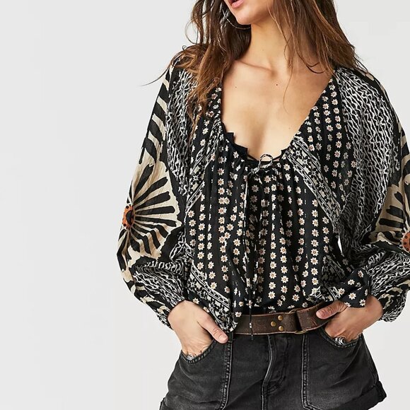 Free People Elena Floral Boho Printed Peasant Top Size Small - Picture 5 of 11